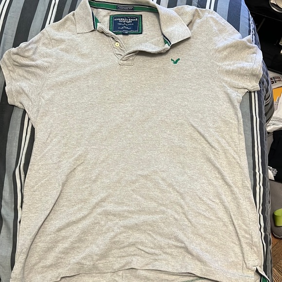 Mens vintage fit American eagle polo XL grey